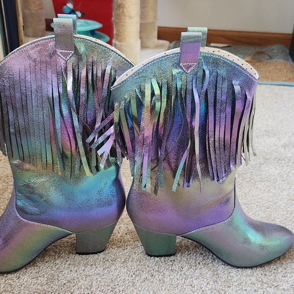 B.A.I.T. fringed cowboy boots - Picture 4 of 4